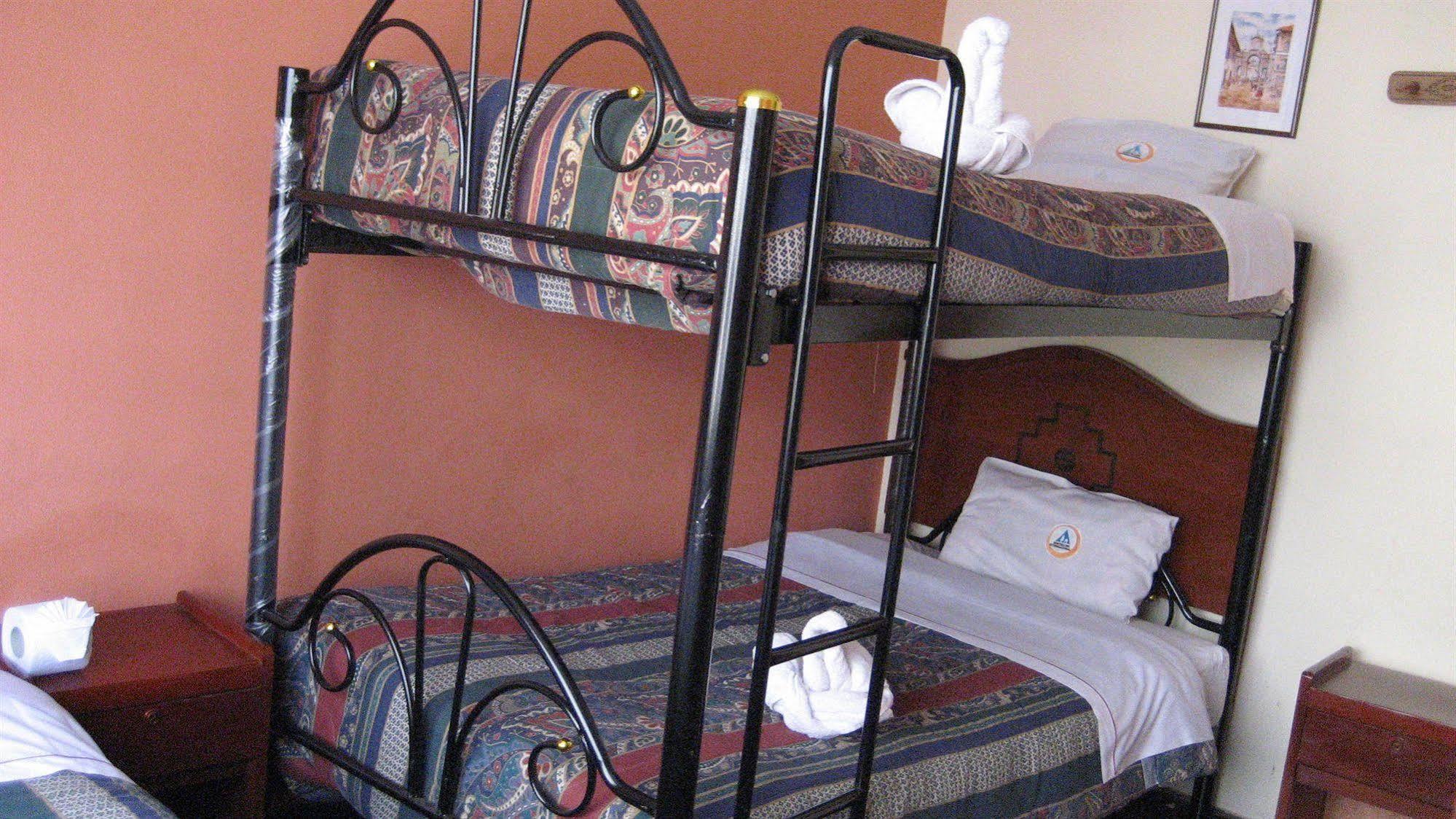 Hostal Qoricancha