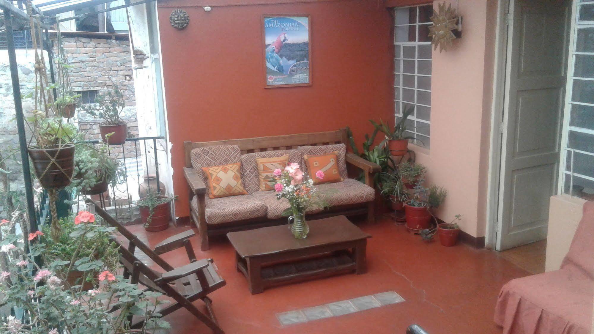 Hostal Qoricancha *